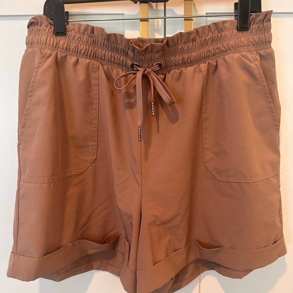 Danskin Women's Dusty Pink Drawstring Elastic waist Shorts